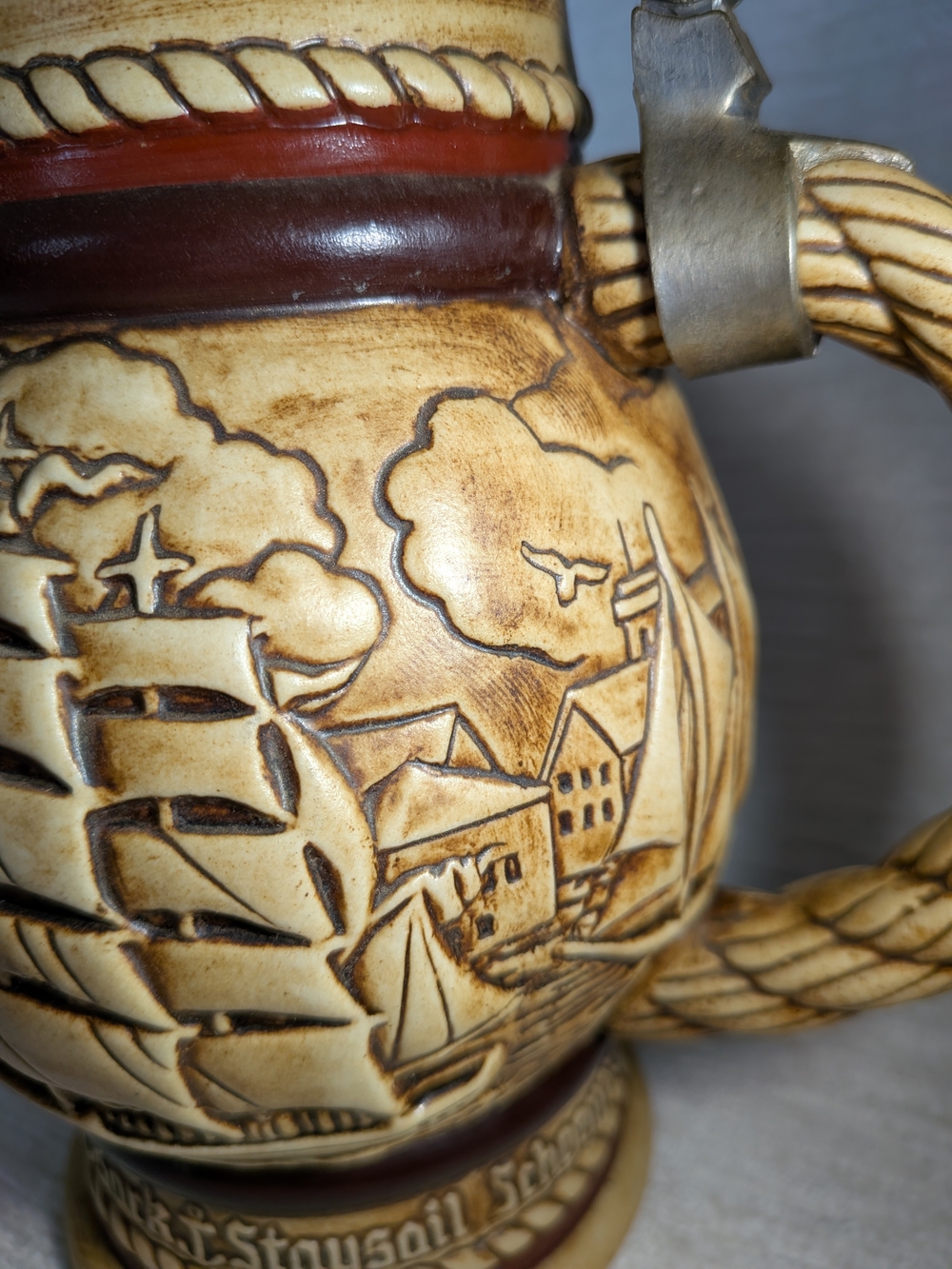 AVON 1977 Ornate Ceramic Beer Stein with Pewter Lid - Tall Ships,Ivory and Brown - Picture 9 of 16